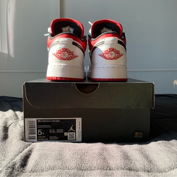 Air Jordan 1 Low “White Gym Red” GS - Picture 4 of 9